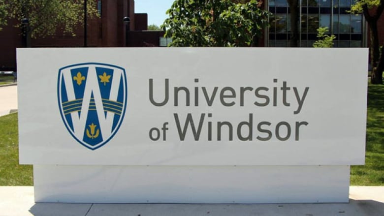 uwindsor sign