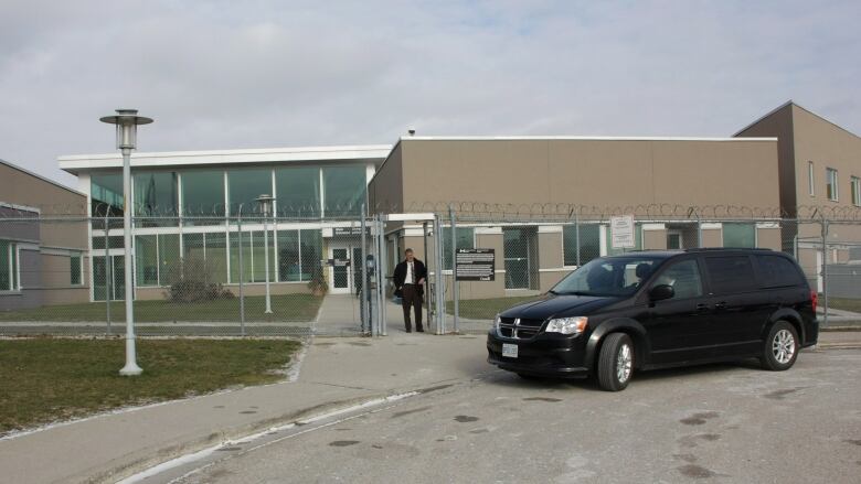 A van arrives at the Grand Valley Institution for Women in Kitchener, Ont.