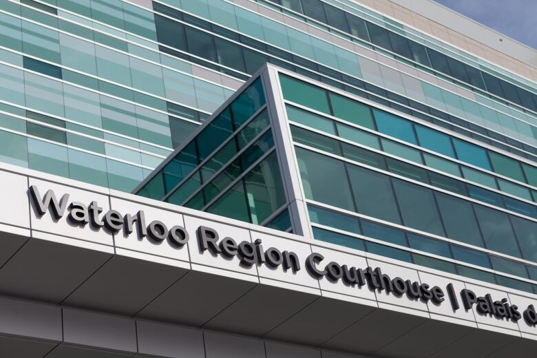 Image of Waterloo Region Courthouse from the outside.