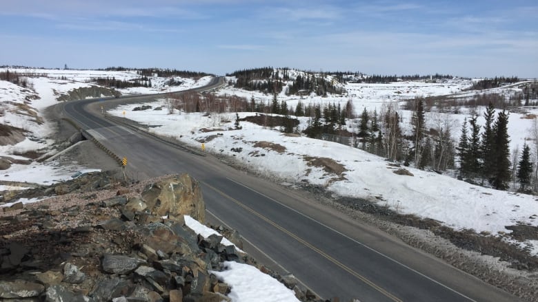 A road in Yellowknife in the winter