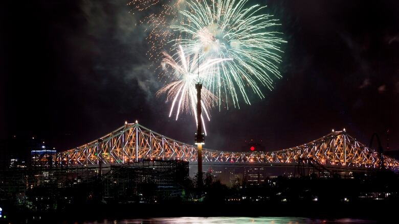 Illuminated Jacques-Cartier Bridge