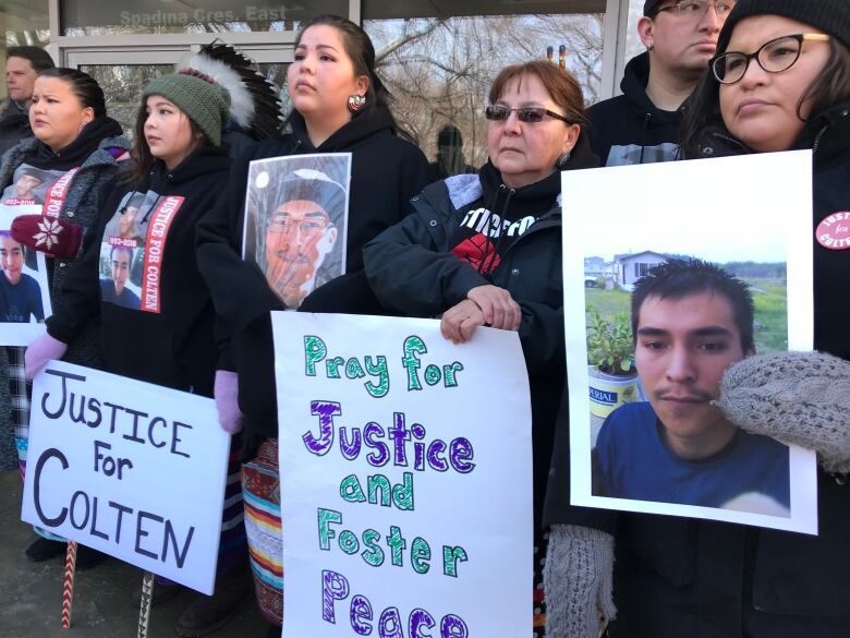 People gathered  in Saskatoon to show support for Colten Boushie's family.