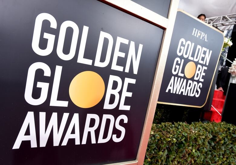 A sign that reads Golden Globe Awards.