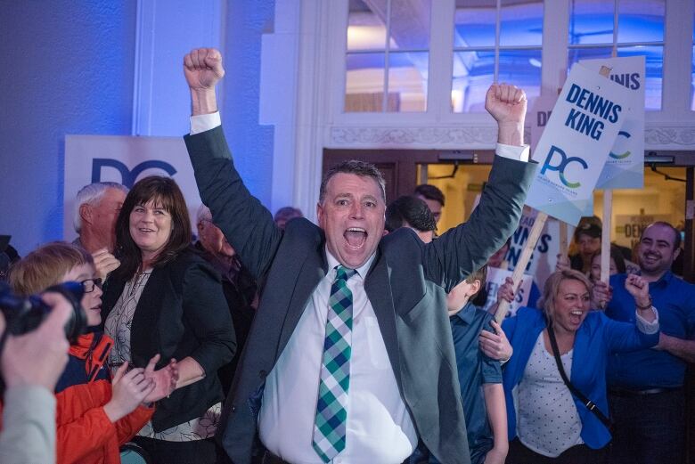 Dennis King reacts on the night his Progressive Conservatives won the 2019 P.E.I. election.