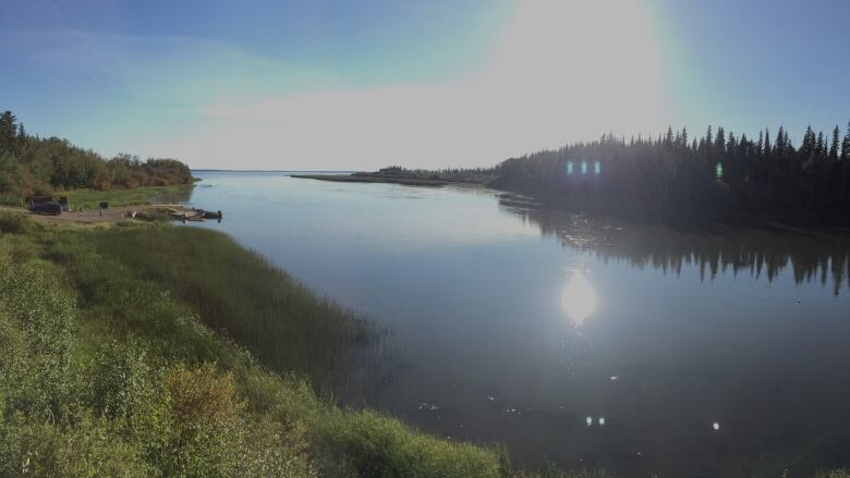 The mouth of a river in the summer.