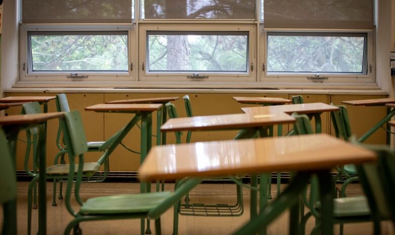 An empty classroom in Wexford Collegiate Institute in Scarborough, Ont.