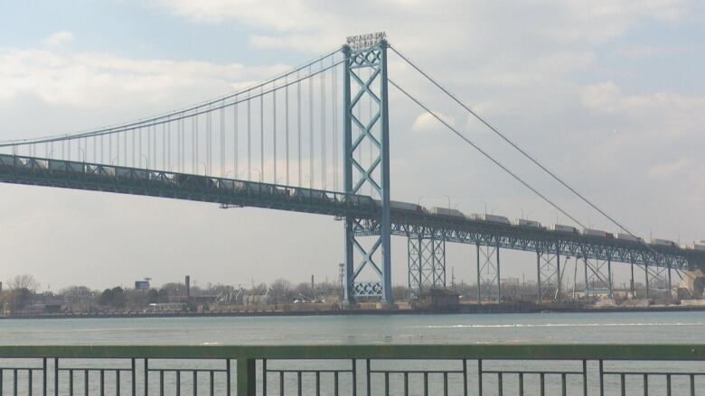 A photo of the Ambassador Bridge