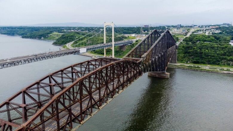 Two bridges seen from a bird's eye view.