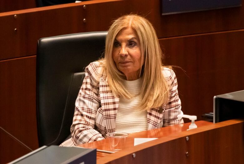 Toronto City Councillor, Frances Nunziata (Ward 5) at the first council meeting of the 2022-26 term.