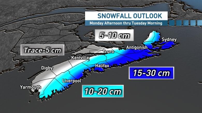 The heaviest snowfall is expected along the Atlantic coastline where 15 to 30 cm is expected. 