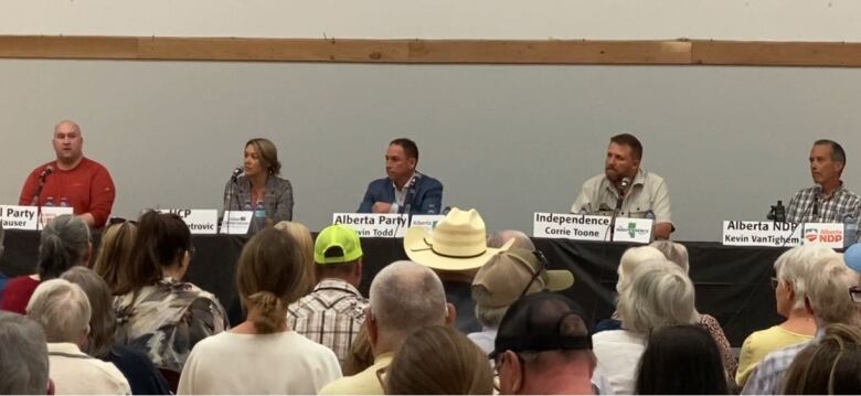 The candidates running in Livingstone-Macleod hold a forum in Claresholm on May 15, 2023.