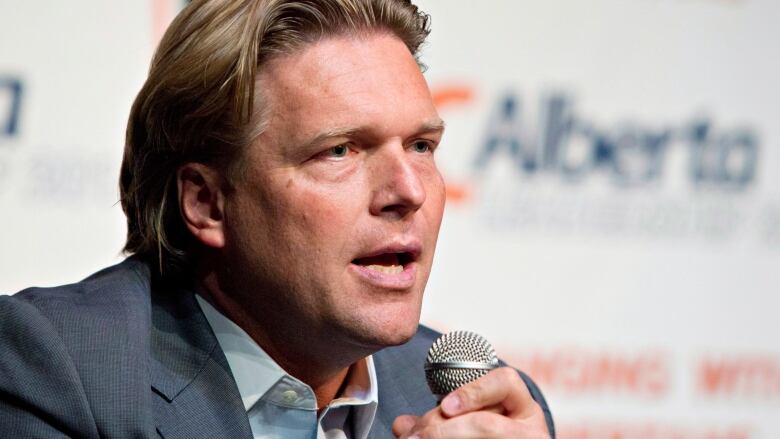 PC Alberta leadership candidate Thomas Lukaszuk speaks during the Alberta Progressive Conservative leadership forum in Edmonton, Alberta on Thursday Aug. 21, 2014.