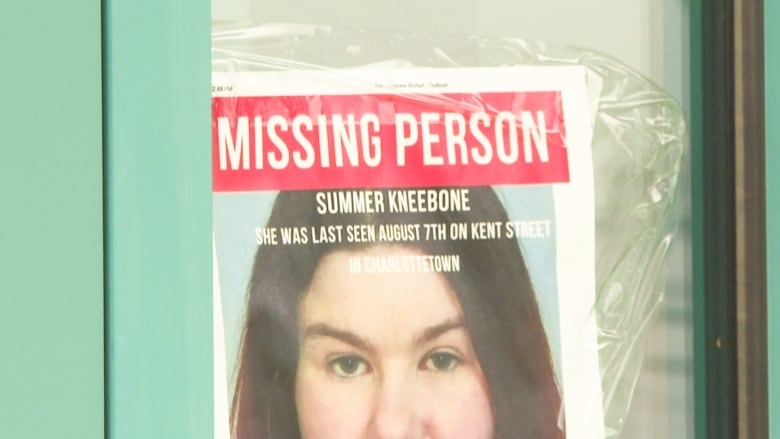 Summer Kneebone missing person poster.