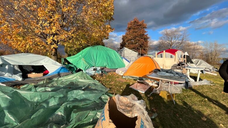 Pointe Maligne Park encampment, Cornwall Ontario, November 2023