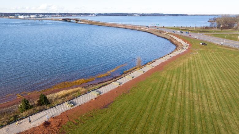 Boardwalk from the Hillsborough Bridge to the waterfront park 