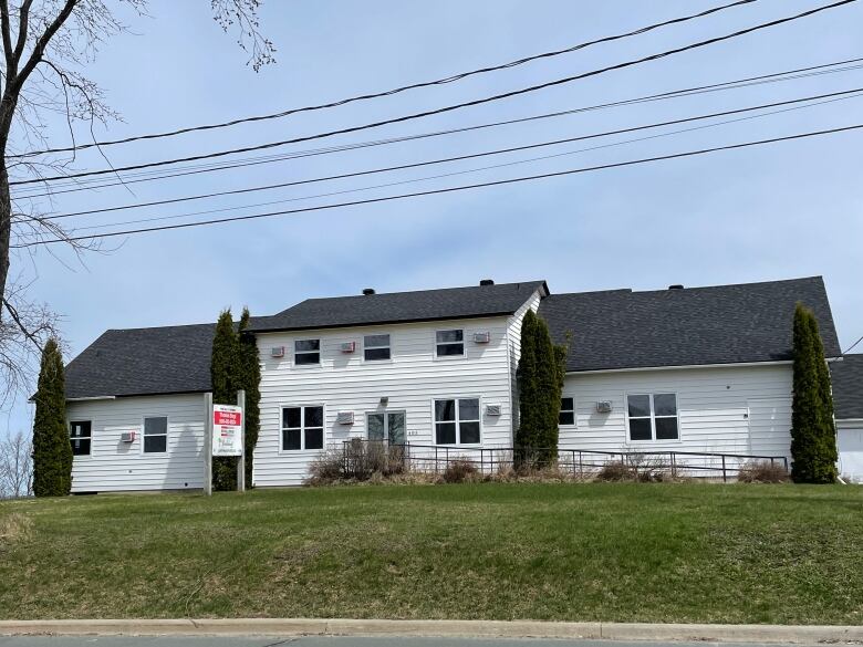 A white building in Bathurst