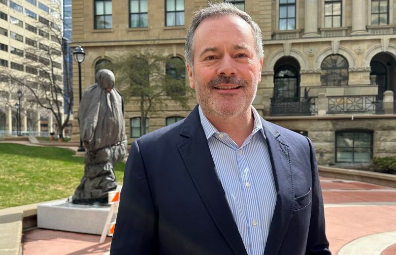 Jason Kenney, McDougall Centre, Winston Churchill