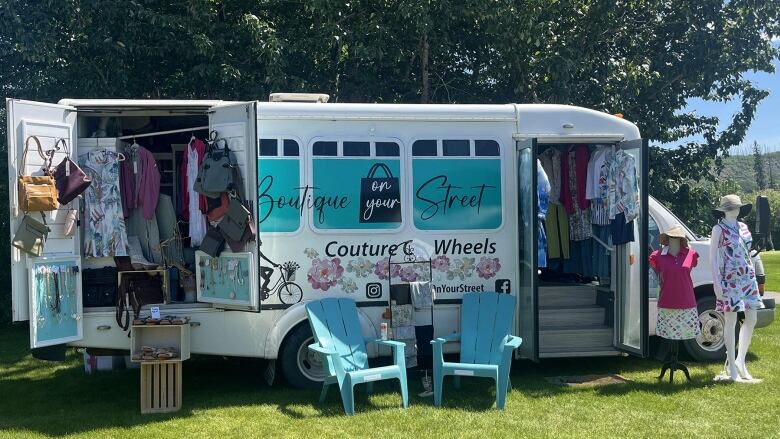 A clothing store run out of a bus.