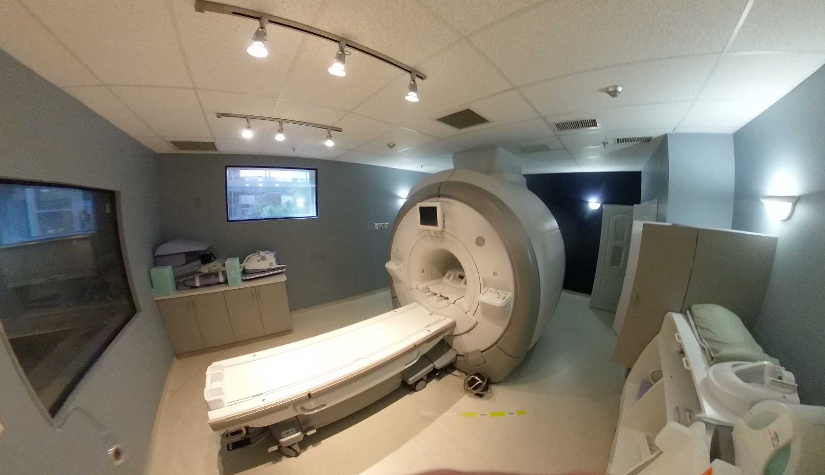 Alberta Doctors Warn New Private Diagnostic Testing Plan Could Backfire on Public Healthcare