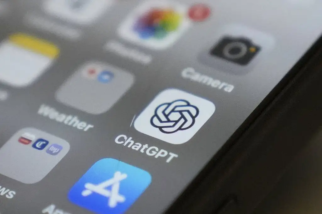Canadian Privacy Watchdogs Take Aim at OpenAI Over ChatGPT Data Practices