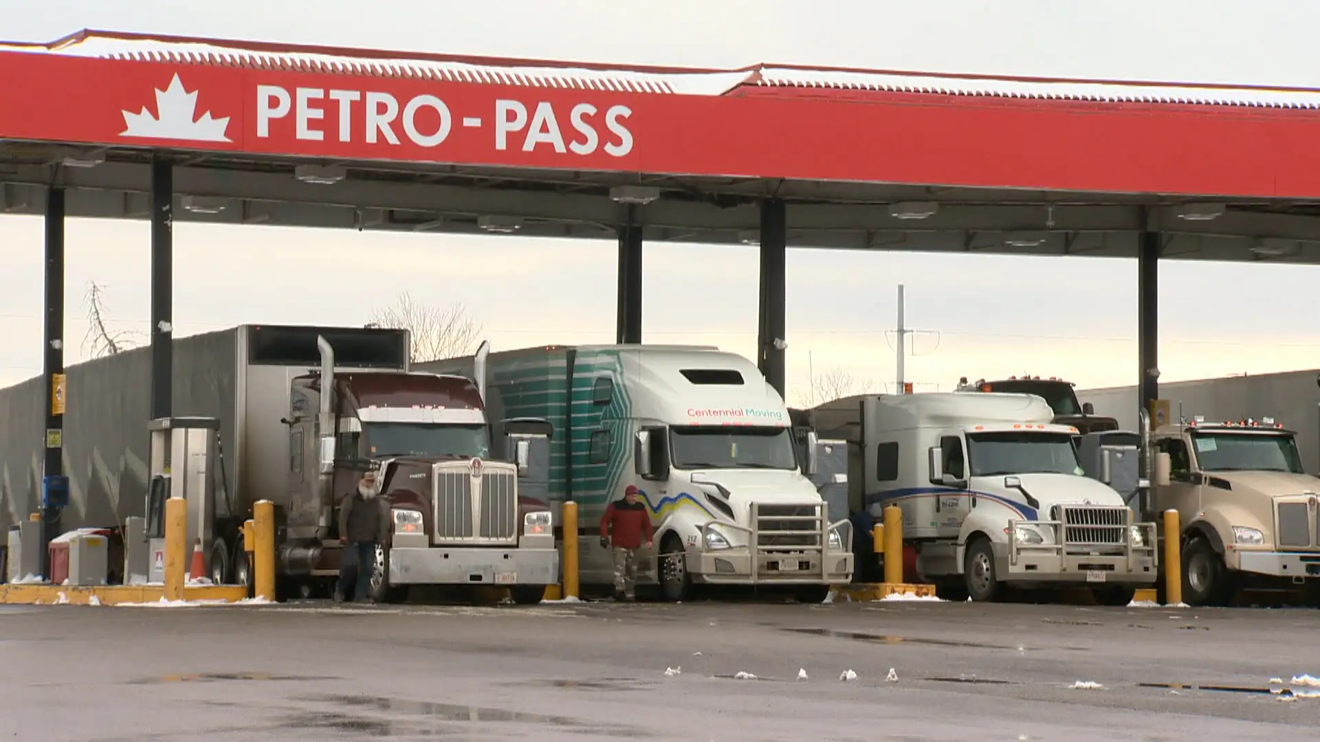 Diesel Price Surge to $2.30 Per Litre Threatens Alberta Businesses as Global Supply Crisis Deepens