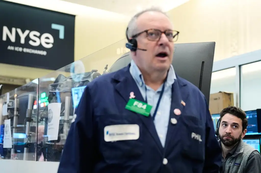 North American Markets Surge on Iran-U.S. Diplomatic Hope, Oil Prices Drop