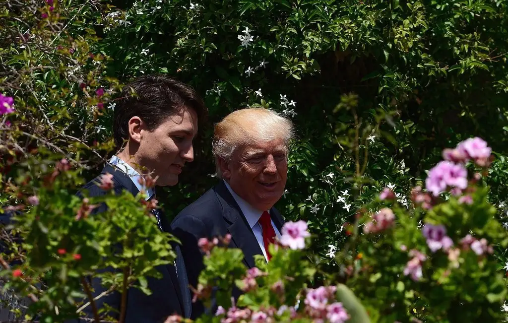 Trudeau Warns Trump's Tariffs Pushing Canada Toward China in Auto Sector